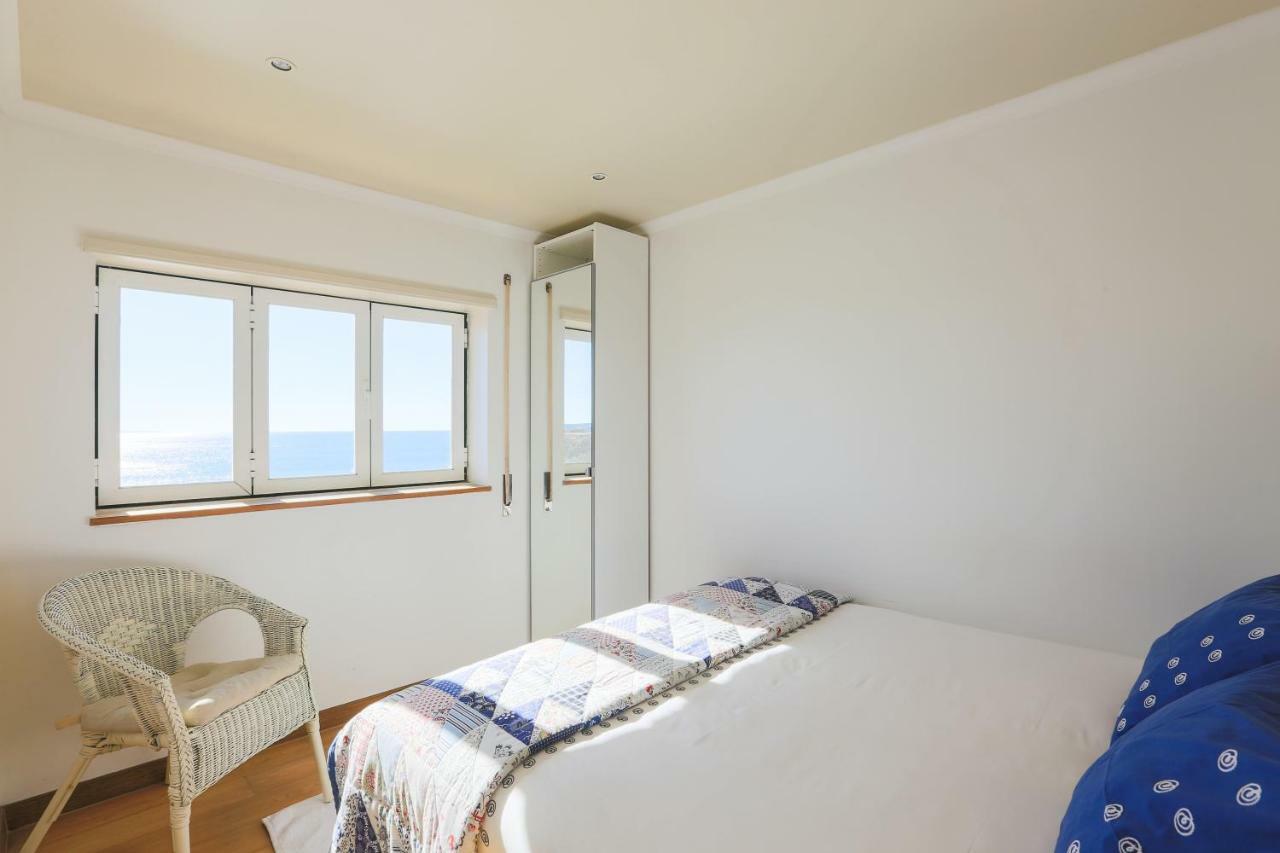 Casa D'Arriba Bed and Breakfast Atouguia Da Baleia Exteriör bild