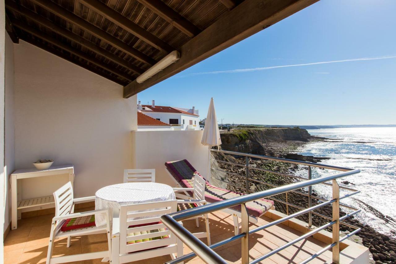 Casa D'Arriba Bed and Breakfast Atouguia Da Baleia Exteriör bild